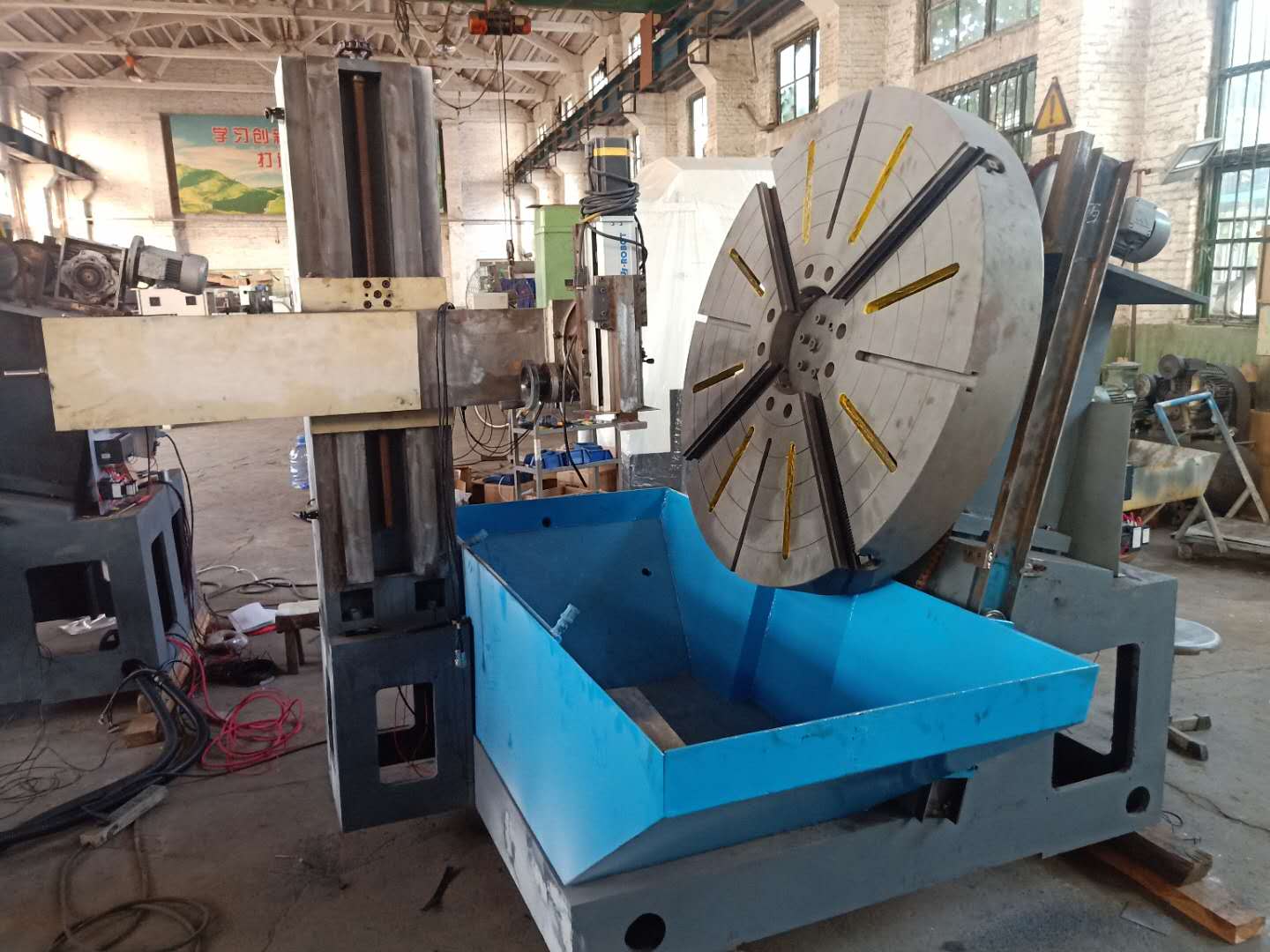 巨胎轮胎模具电火花机床2800